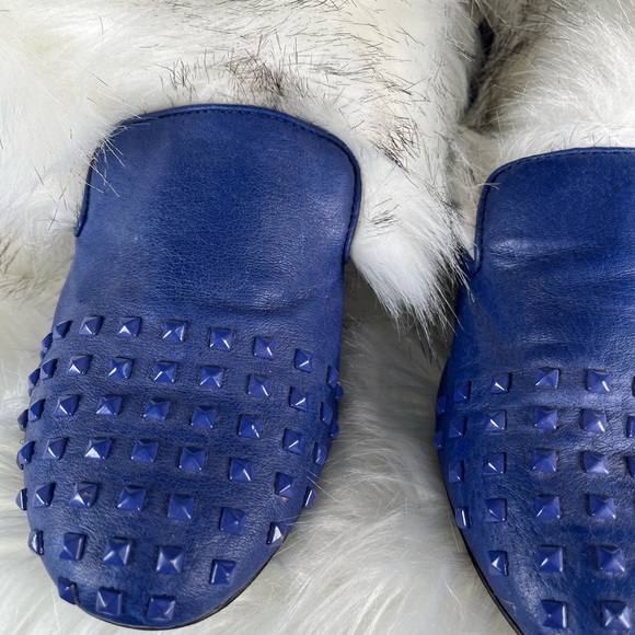 Steve Madden Blue Studded Flats - Picture 2 of 10